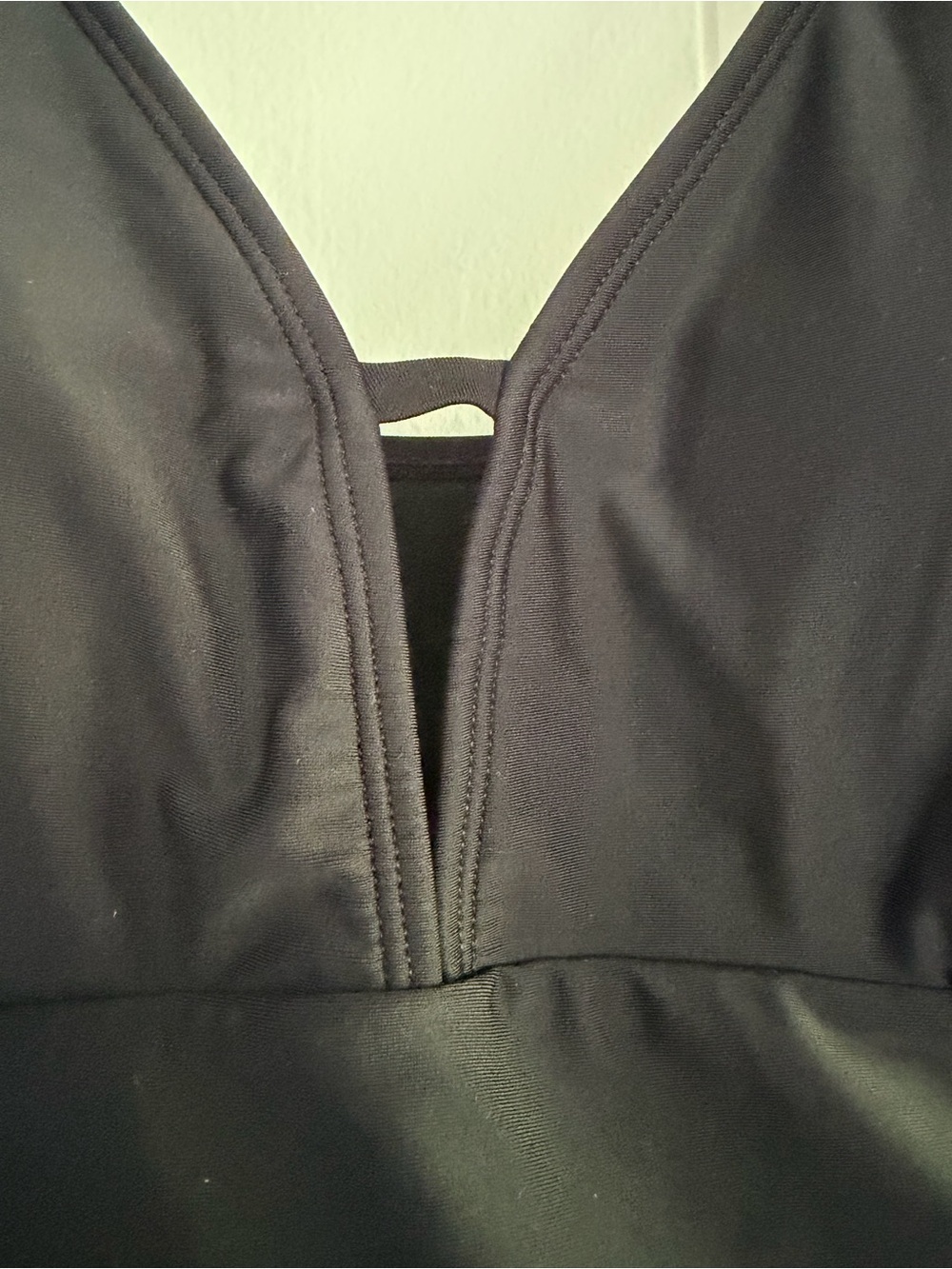 Black V-Neck Swim Dress light Tummy Control - Women - Picture 3 of 7